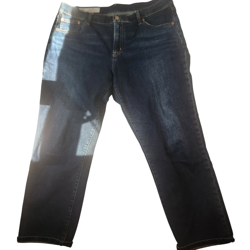 Gap Girlfriend Mid Rise Jeans Dark Wash Blue Denim Size 32r